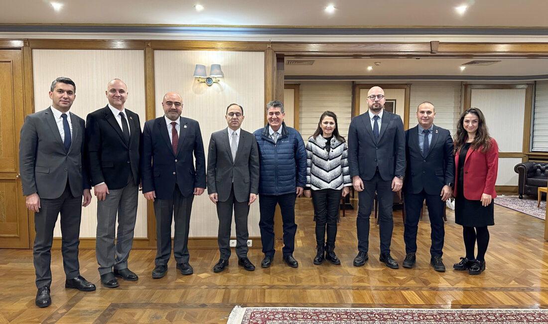 1000’den fazla katılımcı ile yaklaşık 100 bin ziyaretçinin yer aldığı