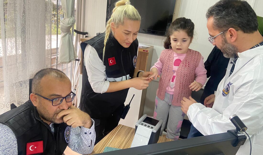 Beyazay Derneği Afyon Şubesi, Afyonkarahisar Emniyet Müdürlüğü işbirliğiyle otizmli çocukların