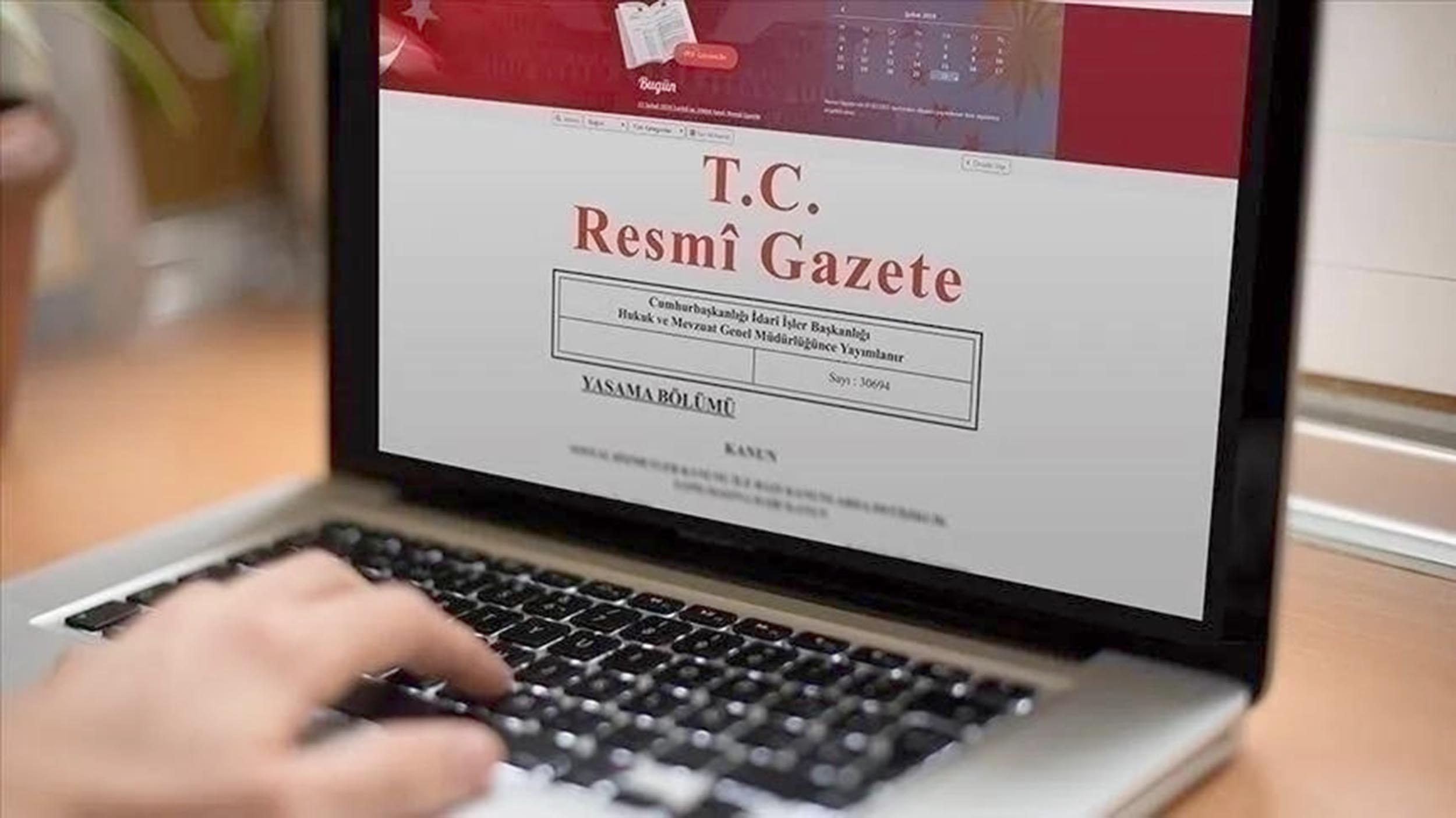Resmi ilan fiyat tarifesine ilişkin Cumhurbaşkanı Kararı, Resmi Gazete’de yayımlandı.