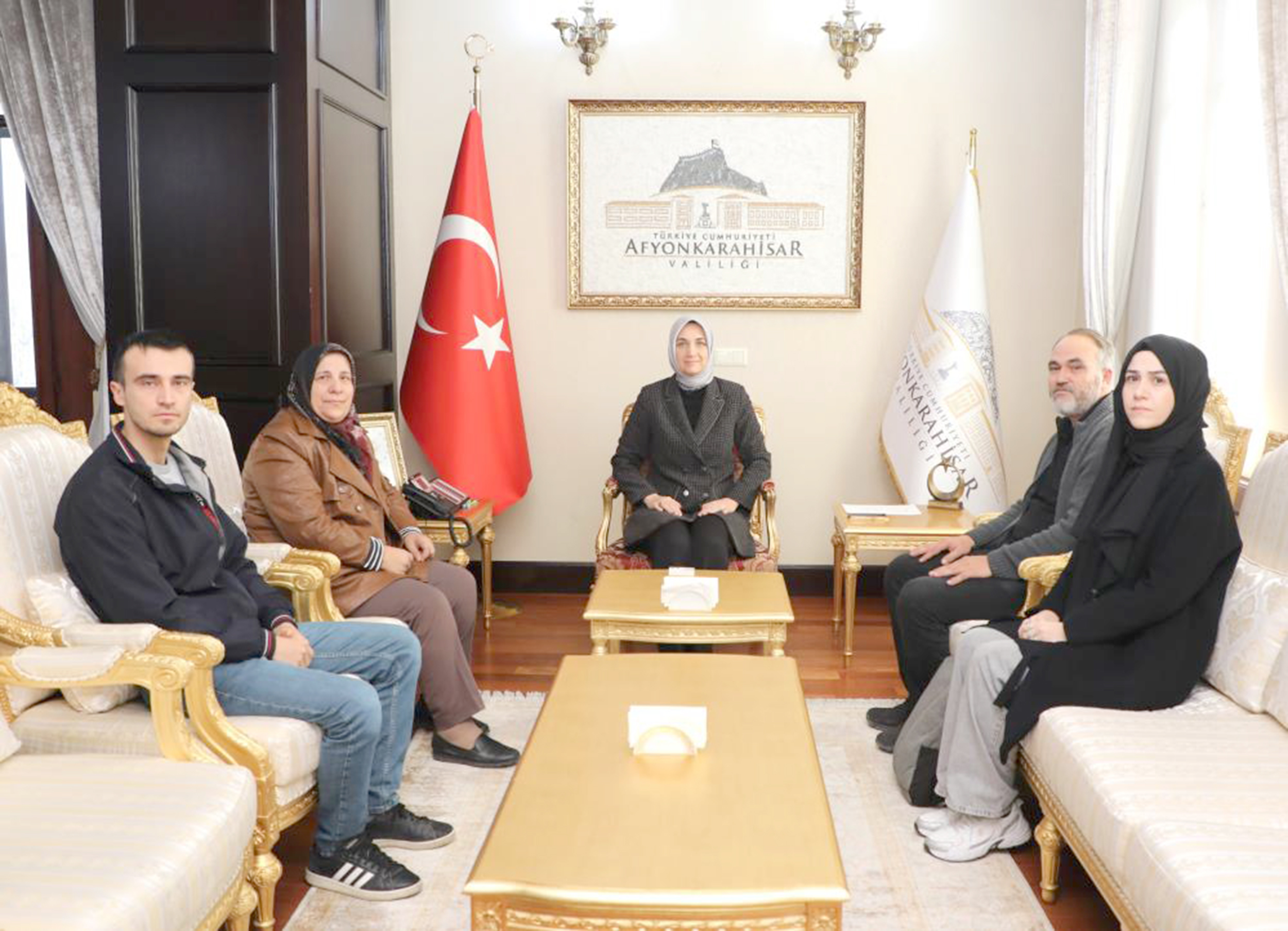 Afyonkarahisar Valisi Doç. Dr. Kübra Güran Yiğitbaşı, devletin tüm imkanları