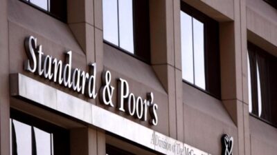 Uluslararası kredi derecelendirme kuruluşu Standard&Poor’s (S&P), Türkiye’nin kredi notunu revize