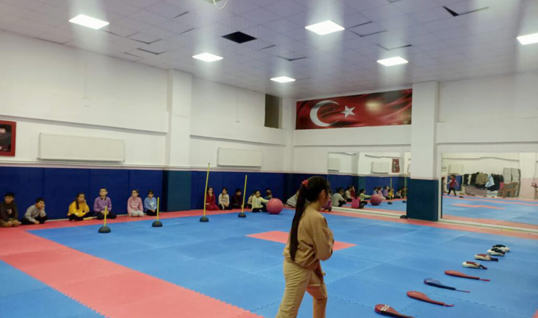 Afyonkarahisar’ın Şuhut ilçesinde, Gençlik ve Spor Bakanlığı ile Milli Eğitim
