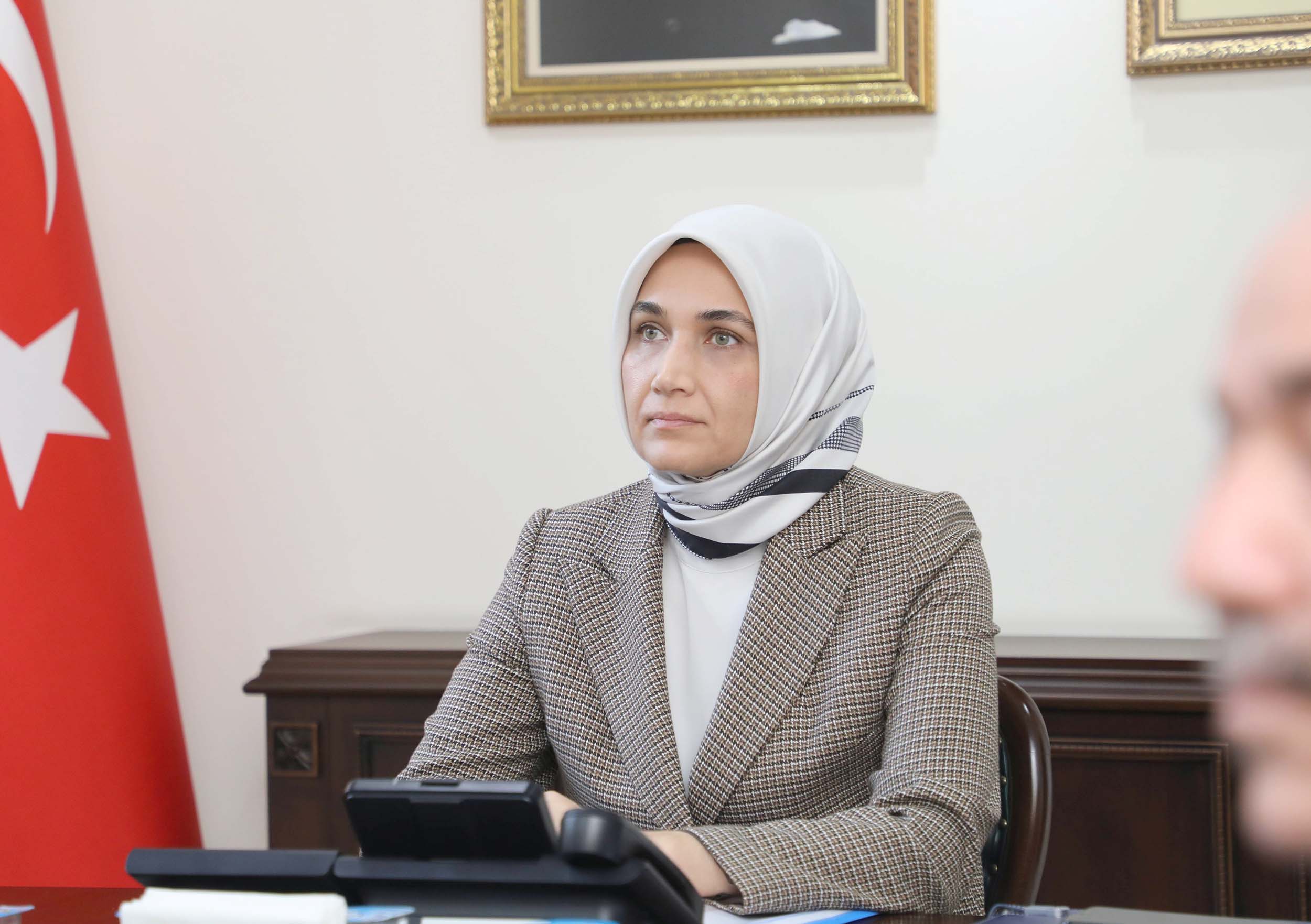 Vali Kübra Güran Yiğitbaşı, başkanlığında Vali Yardımcısı Uğur Kolsuz ve