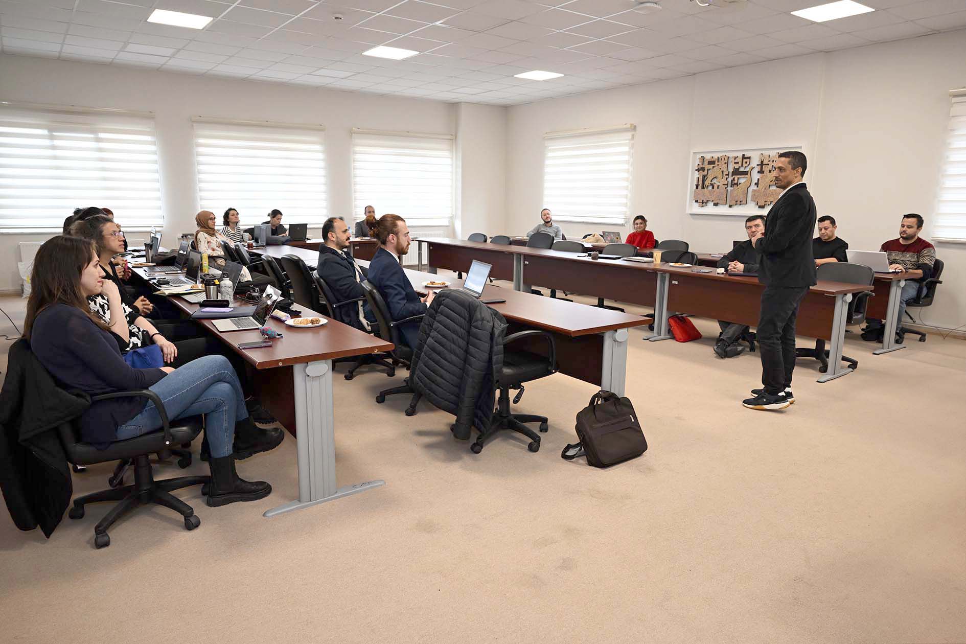 Afyon Kocatepe Üniversitesi (AKÜ) Yabancı Diller Yüksekokulunda “Yabancı Dil Eğitiminde