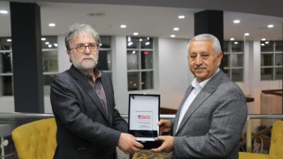 Belediye Başkanı Mehmet Zeybek, Vali Kübra Güran Yiğitbaşı’nı ziyaret etti.