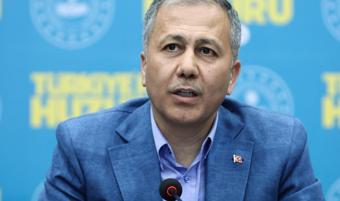 İçişleri Bakanı Ali Yerlikaya, 10 İlde Bilişim Sistemlerini Kullanarak Nitelikli