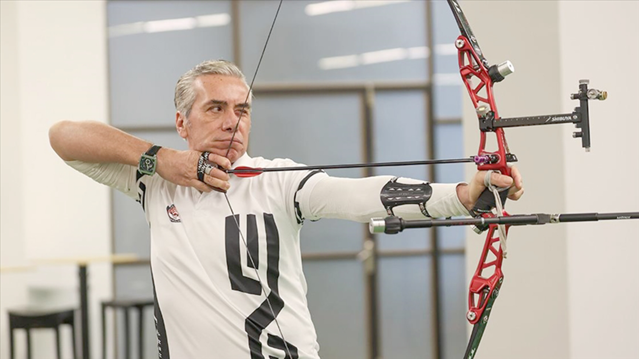 Türkiye’yi iki olimpiyatta temsil eden milli sporcu Vedat Erbay, Fransa’nın