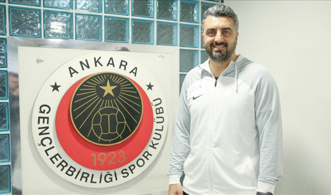 Gençlerbirliği Teknik Direktörü Sinan Kaloğlu, kulüpte ekonomik kriz ve belirsizlik