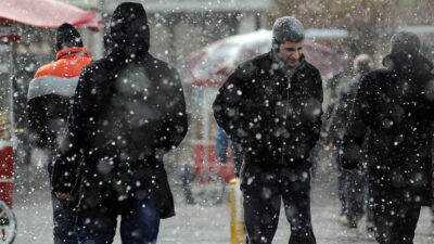 İstanbul Büyükşehir Belediyesi (İBB) Afet Koordinasyon Merkezi’nden (AKOM) yapılan açıklamada,