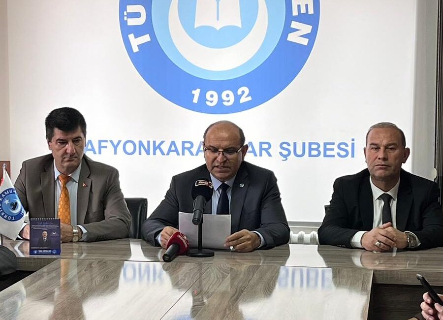 Eğitimde şiddete dikkat çekildi! Afyonkarahisar Türk Eğitim-Sen şube başkanı Muhtar Demirci, yarın sona erecek