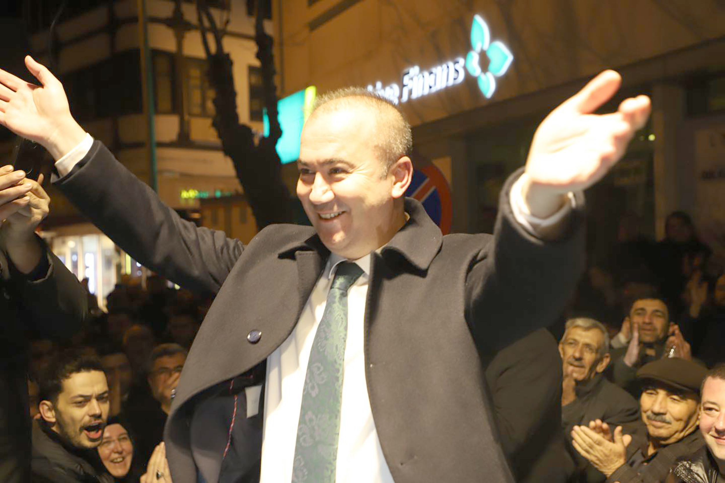 Cumhurbaşkanı ve AK Parti Genel Başkanı Recep Tayyip Erdoğan, önceki