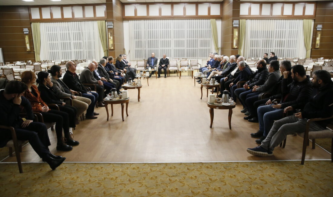 Afyon Kocatepe Üniversitesi tarafından (AKÜ) üniversite ile şehir buluşmaları kapsamında