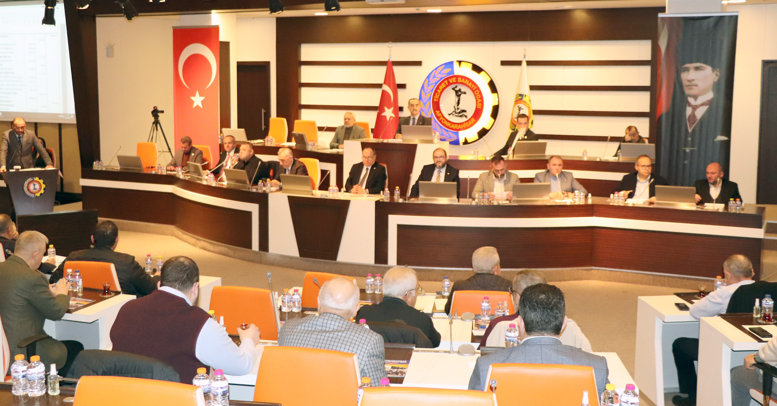 ATSO Meclisi’nin ocak ayı toplantısında konuşan ATSO Meclis Başkanı Mustafa