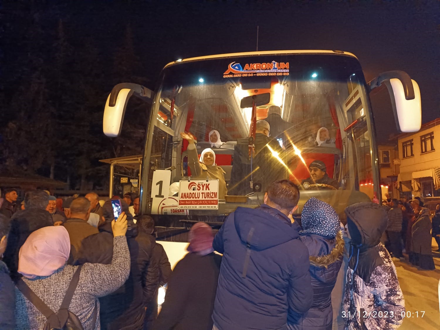 Afyonkarahisar’ın Şuhut ilçesinde 90 umre yolcusu kutsal topraklara gitmek üzere