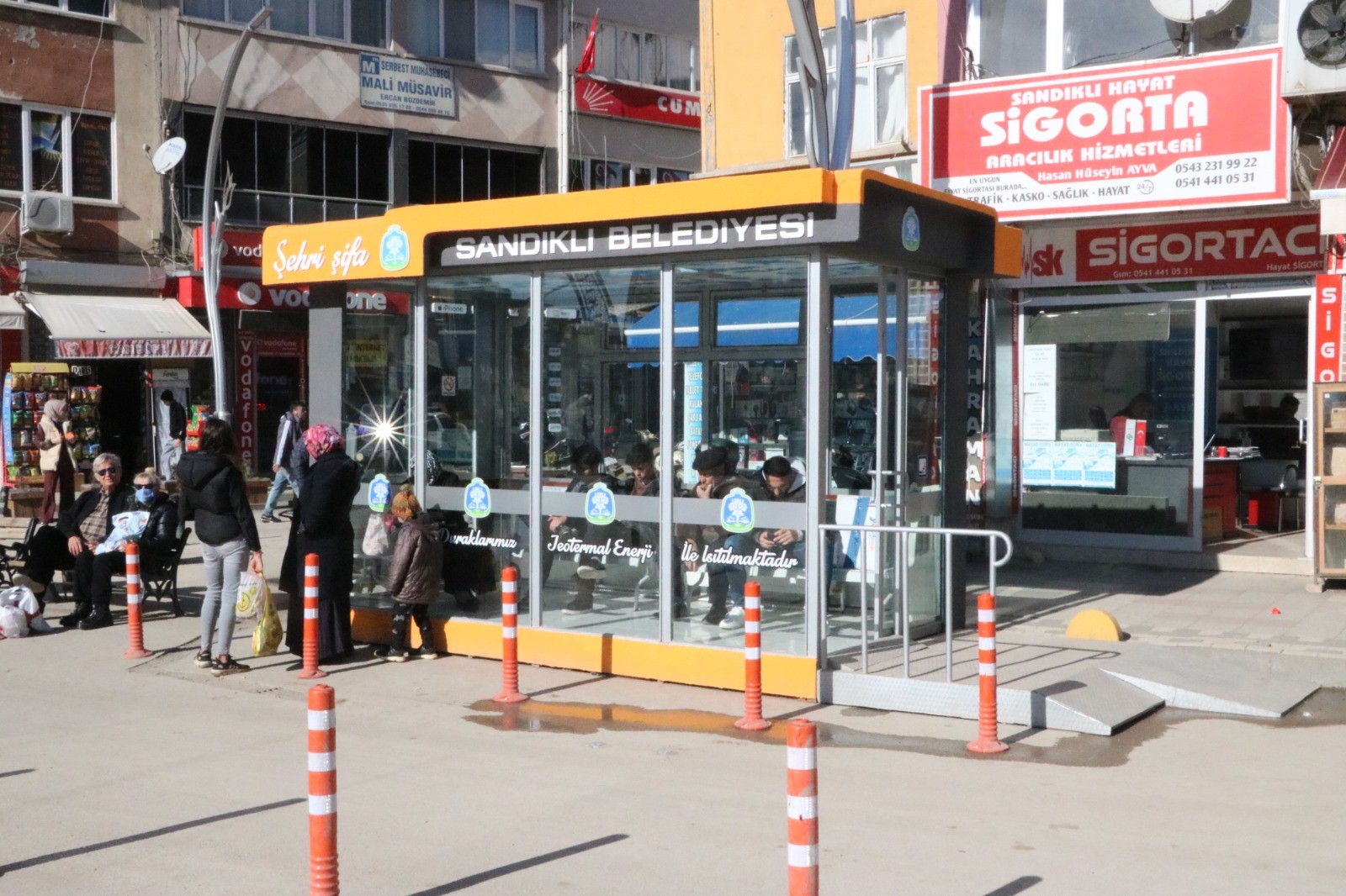 Termal su kaynakları ile ünlü Afyonkarahisar’ın Sandıklı ilçesinde turizmle birlikte konut
