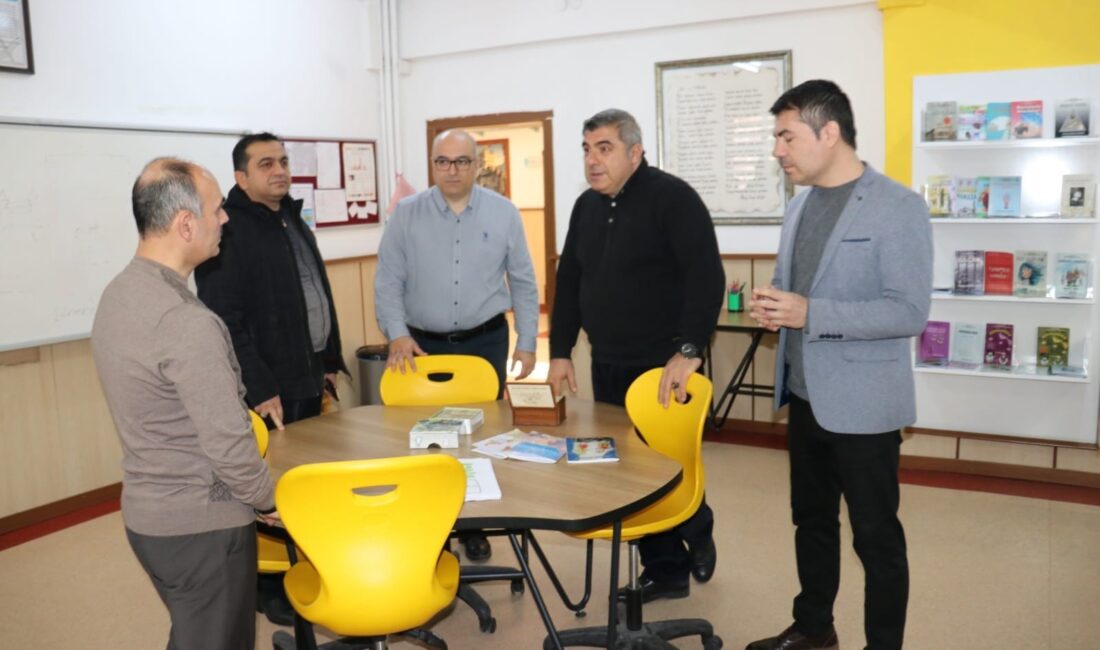 Afyonkarahisar İl Milli Eğitim Müdürü Miraç Sünnetci, Dumlupınar Bilim ve