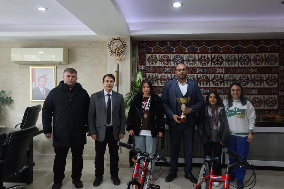 Afyonkarahisar Gençlik ve Spor İl Müdürlüğü tarafından düzenlenen Okul Sporları