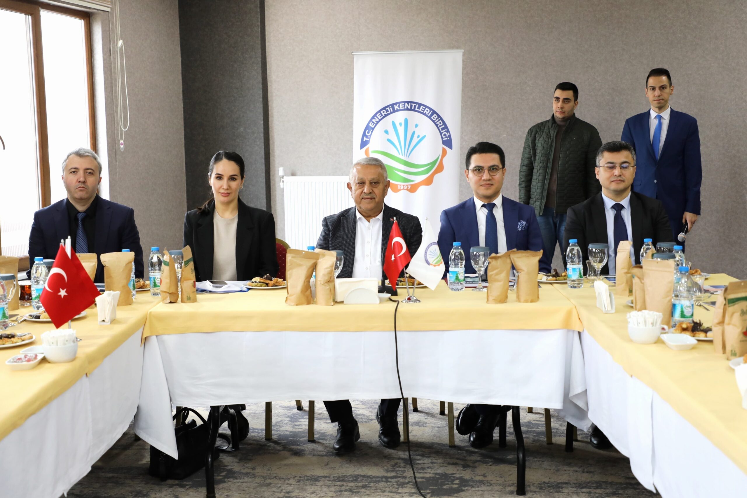 Afyonkarahisar Belediye Başkanı Mehmet Zeybek, termal su kaynakları ile ünlü