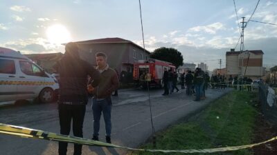 Sultanbeyli‘de işçilerin kaldığı konteynerde yangın: 3 kişi hayatını kaybetti Yangın,