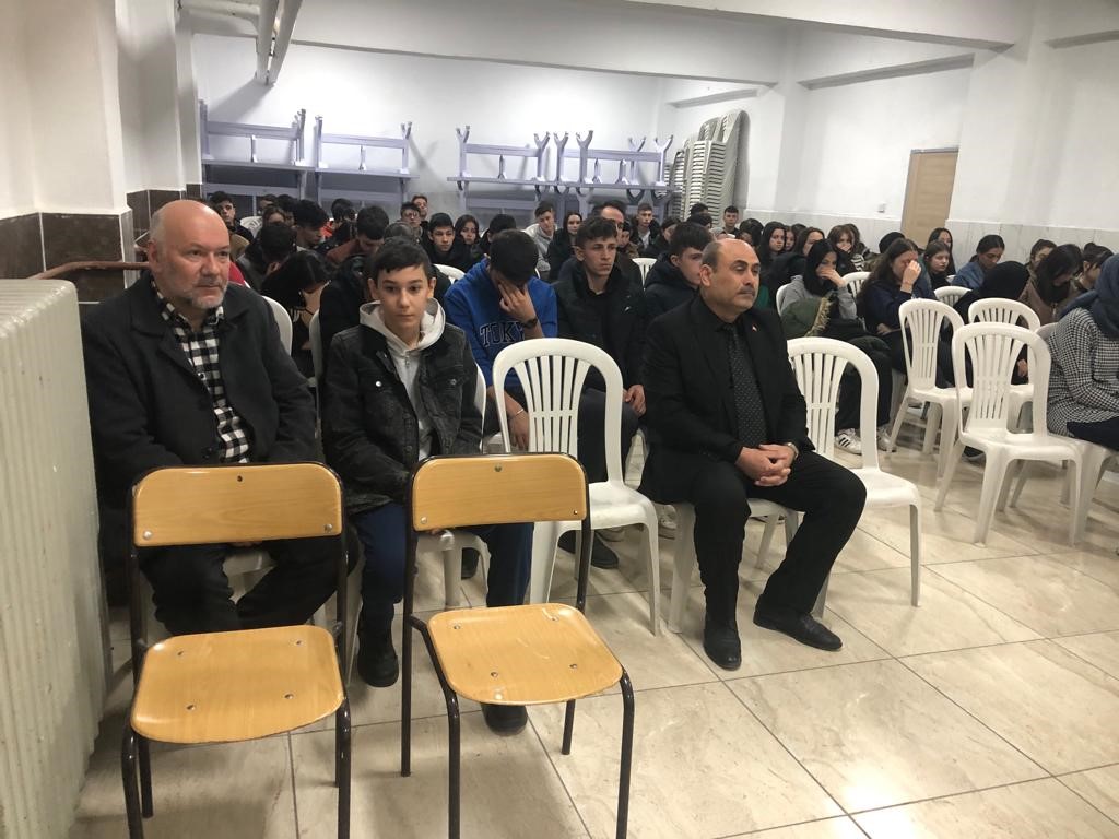 Afyonkarahisar Sandıklı Hisar Mesleki ve Teknik Anadolu Lisesi Proje Okulunda