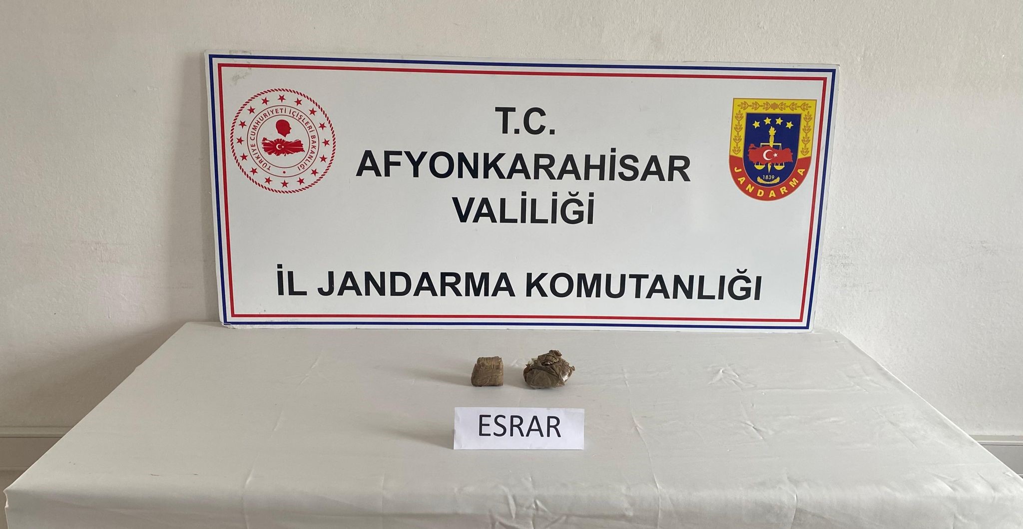 Afyonkarahisar’da bir şahıs sosyal medya üzerinden Fransa’dan sipariş ettiği ve