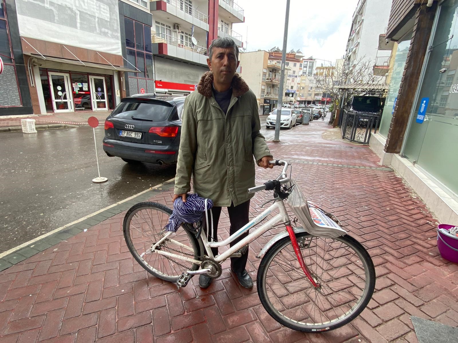 Antalya’nın bir ilçesinde bağımsız belediye başkan adayı olarak çıkan Osman