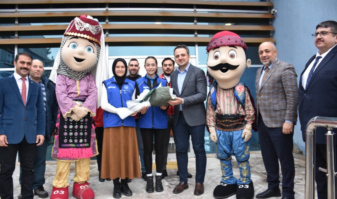 Gençlik ve Spor Bakan Yardımcısı Dr. Enes Eminoğlu, Afyonkarahisar’da gerçekleştirdiği ziyaretlerle
