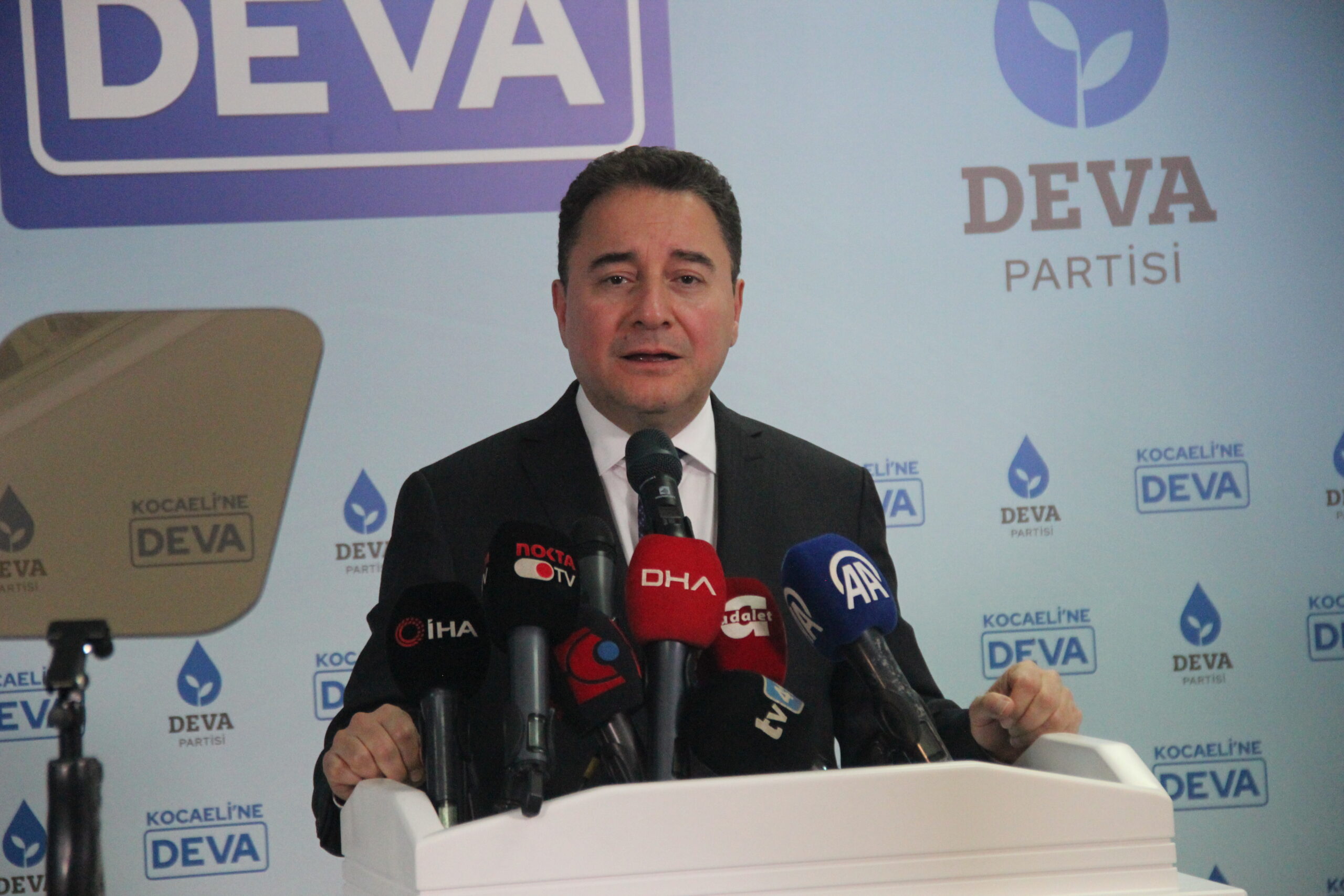 Yerel seçimlerle ilgili konuşan Deva Partisi Genel Başkanı Ali Babacan,