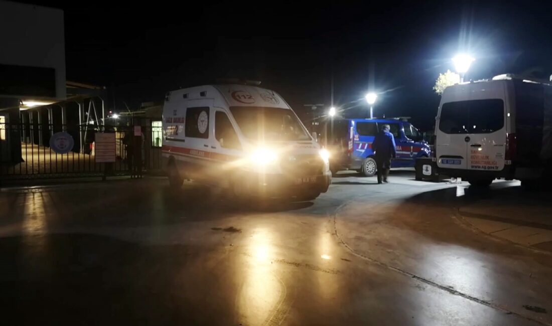İzmir’in Dikili ilçesi açıklarında balıkçı teknesi battı. Meydana gelen olayda