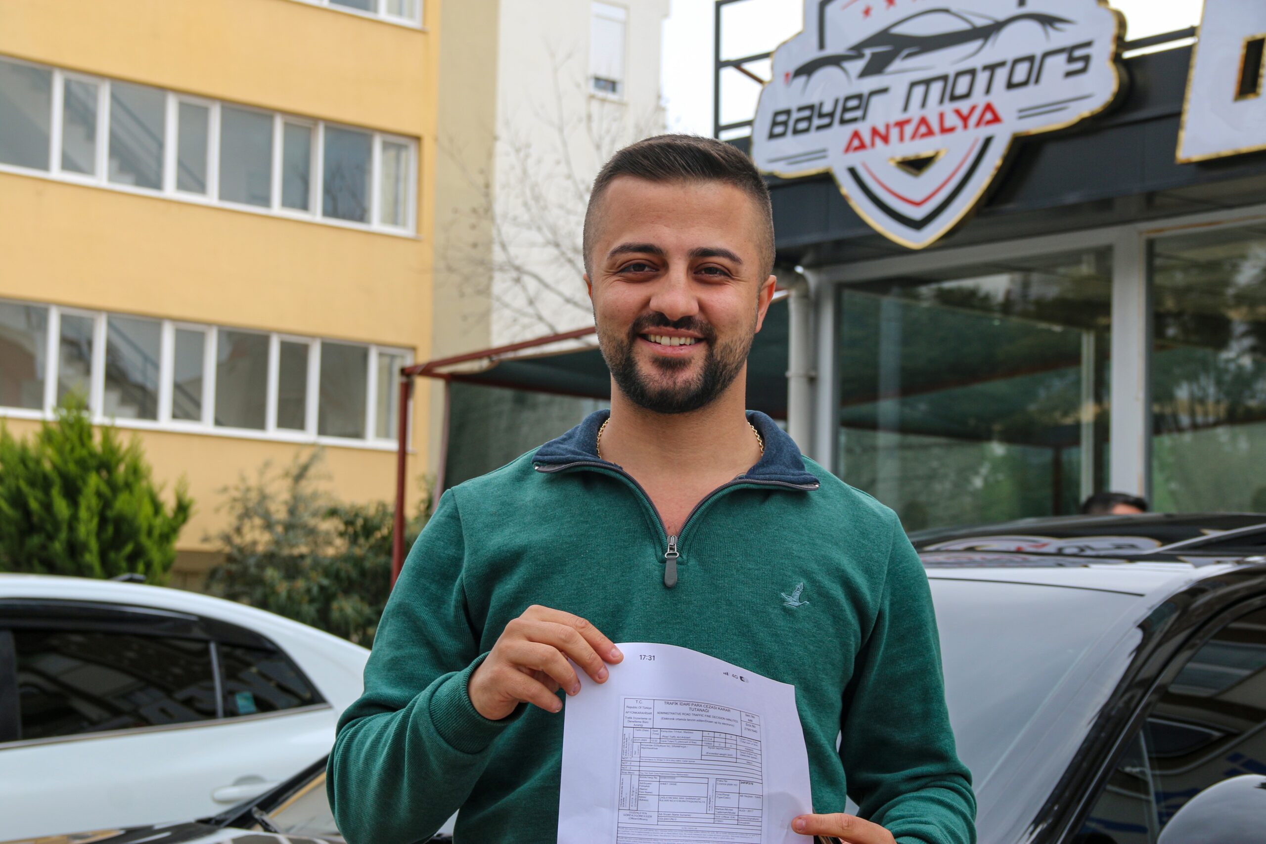 Antalya’dan Afyon‘a araç takası için giden galerici Kadir Bayer (28), EDS