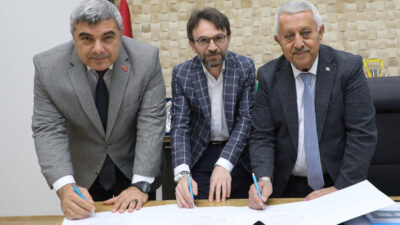 Belediye Başkanı Mehmet Zeybek’in eğitime olan destekleri kapsamında her yıl