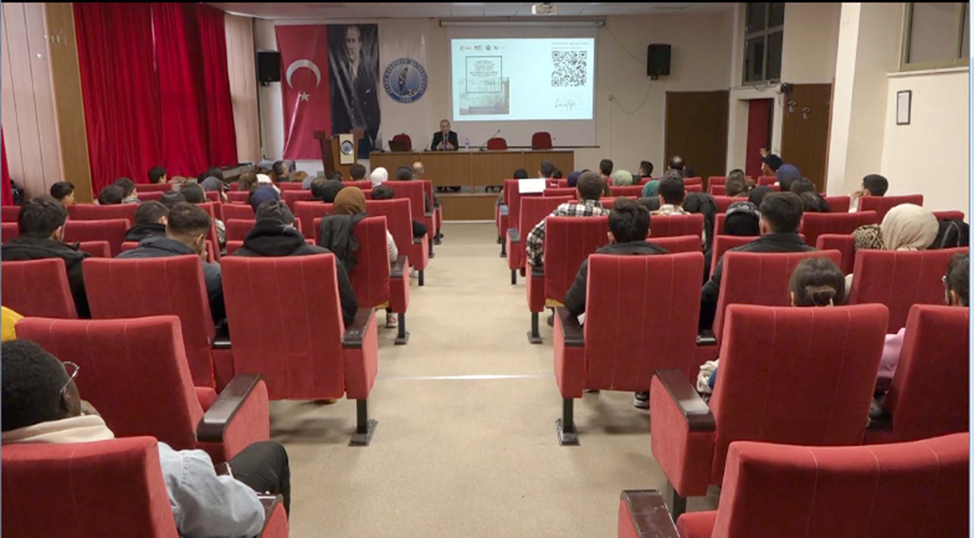 AKÜ Öğretim Üyesi ve Ekonomist Prof. Dr. Erdal Demirhan, Kanal