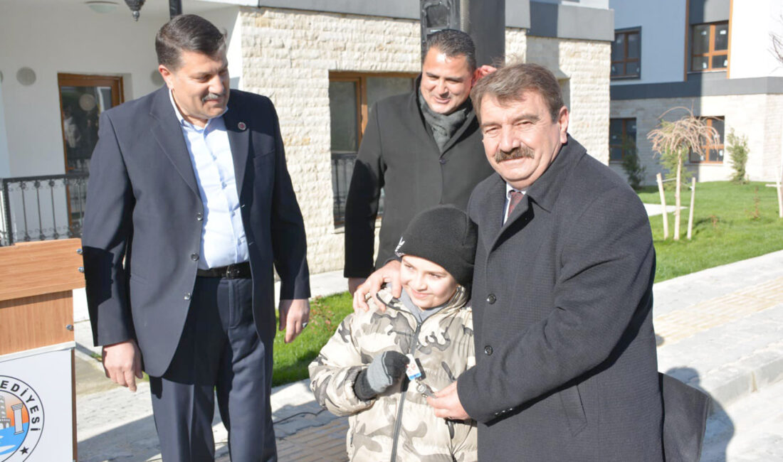 Dinar ilçesinde TOKİ tarafından yapımı tamamlanan Konak Mahallesi’nde 4.etap TOKİ