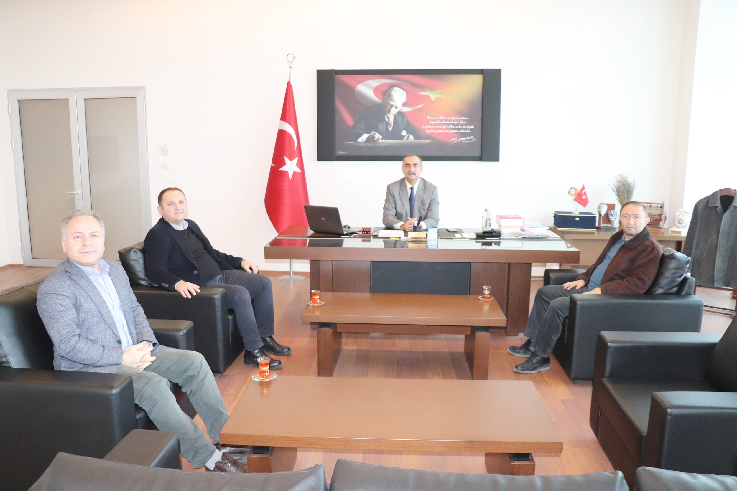 Şuhut Organize Sanayi Bölgesi’nin Eski Müdürü Erol Ünsoy, Biochem firmasından