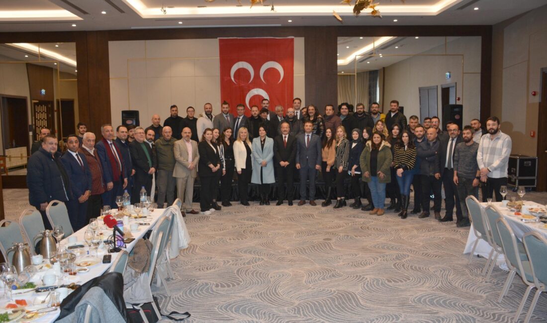 10 Ocak Çalışan Gazeteciler Günü dolayısıyla düzenlenen programda konuşan MHP