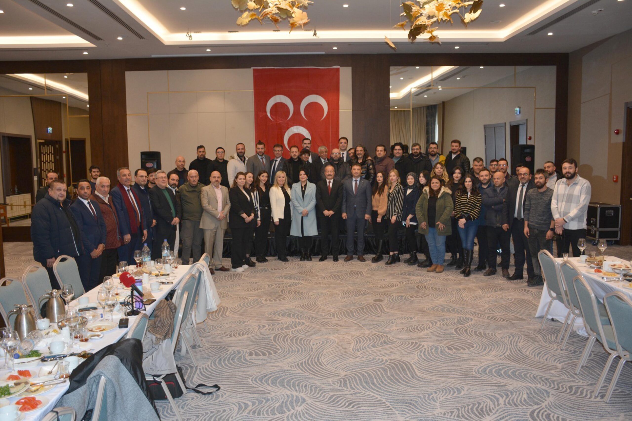 10 Ocak Çalışan Gazeteciler Günü dolayısıyla düzenlenen programda konuşan MHP