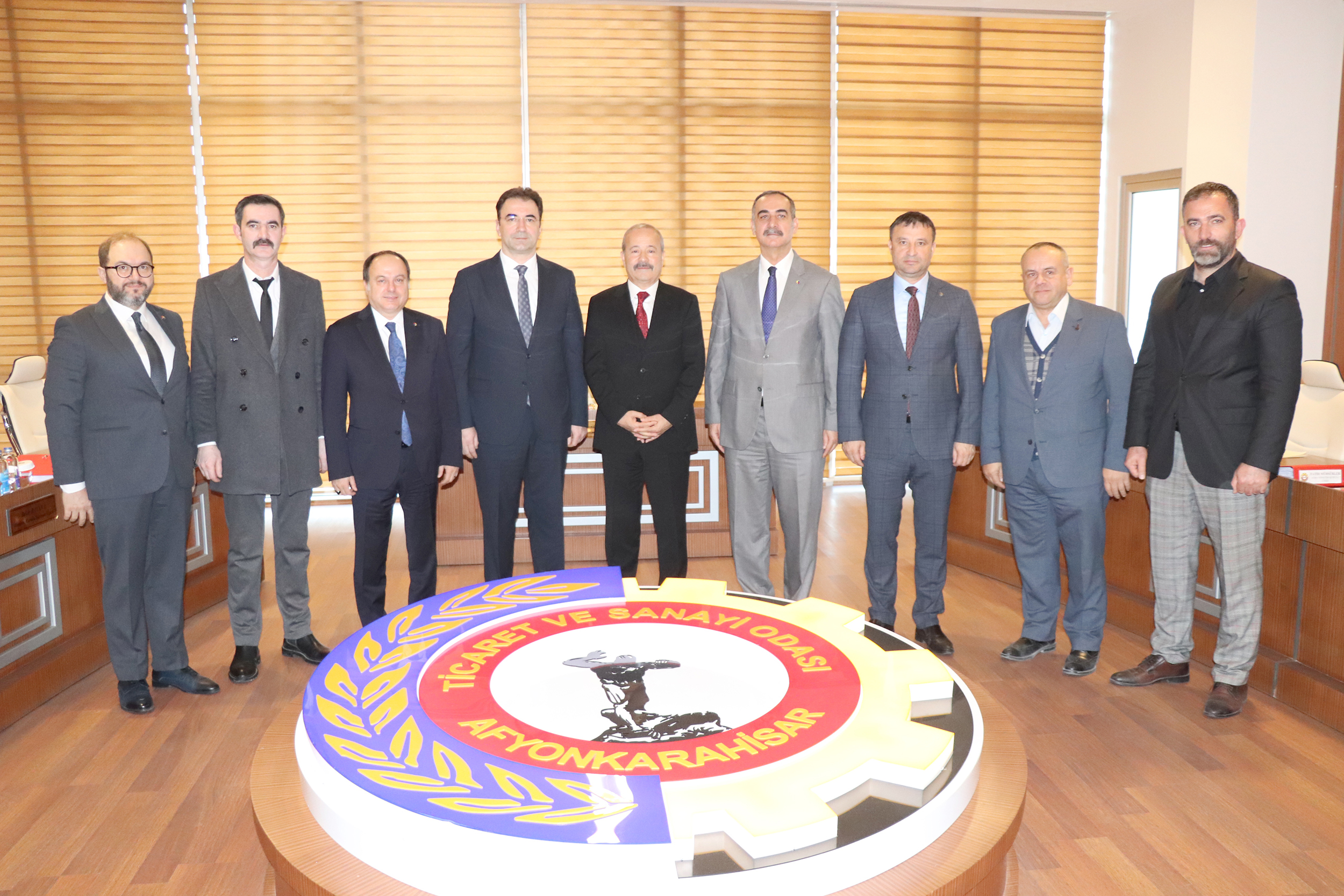   ATSO’yu ziyaret eden MHP Afyonkarahisar Milletvekili Mehmet Taytak, yaptığı