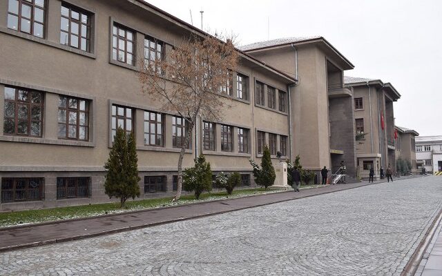 Afyonkarahisar Nüfus ve Vatandaşlık İşleri Müdürlüğü’nden yapılan açıklamada, Yüksek Seçim