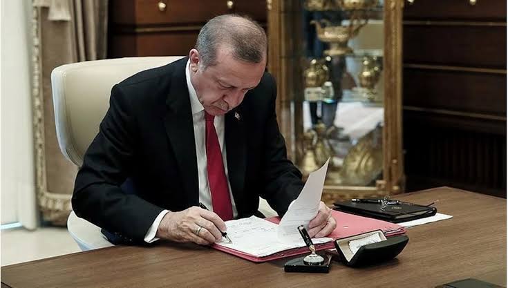 Cumhurbaşkanı Recep Tayyip Erdoğan’ın imzasıyla Resmi Gazete’de İsveç’in NATO üyeliğine