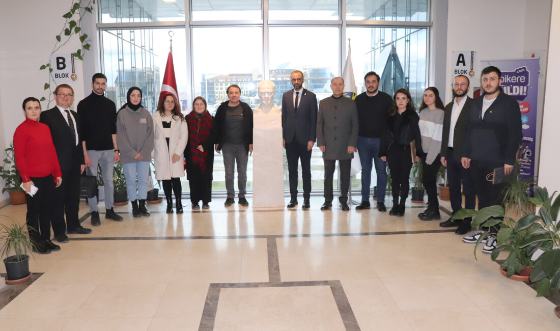 Üniversite öğrencilerinden, ATSO’ya ziyaret Şuhut Gençlik Merkezi ve Afyon Kocatepe Üniversitesi Şuhut Meslek Yüksekokulu