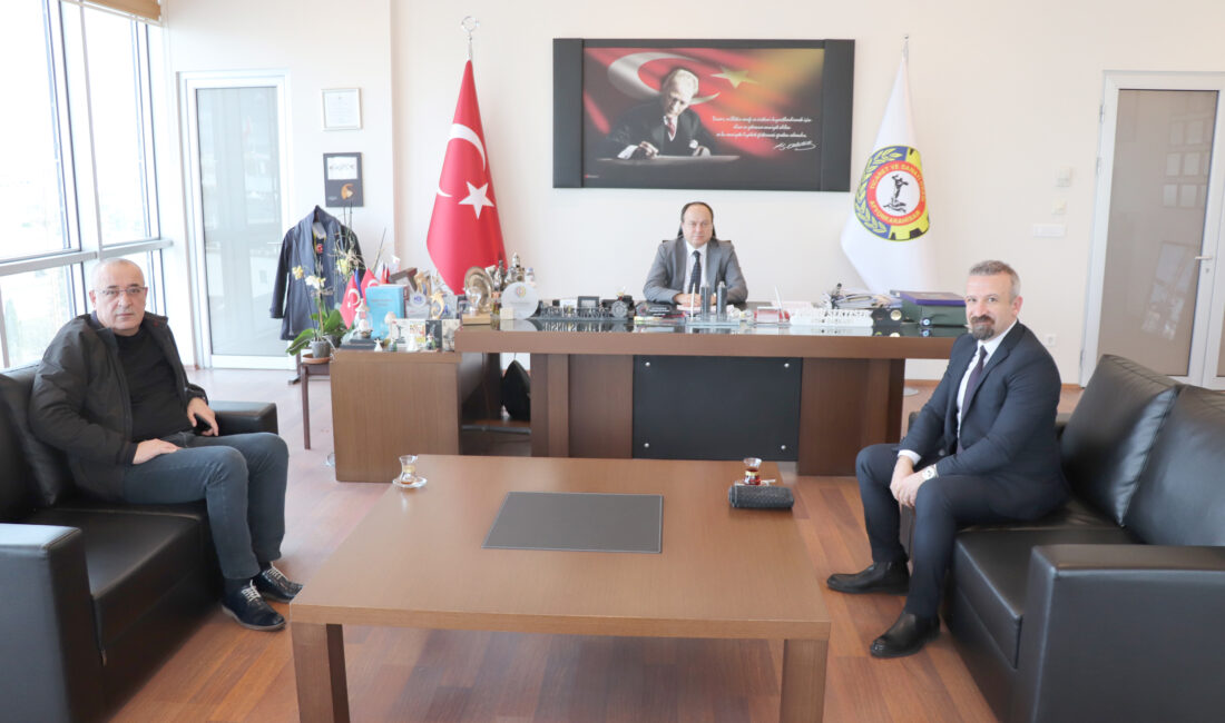 Cumhuriyet Halk Partisi Erkmen Belediye Başkan Adayı Av. Şükrü Pancar,