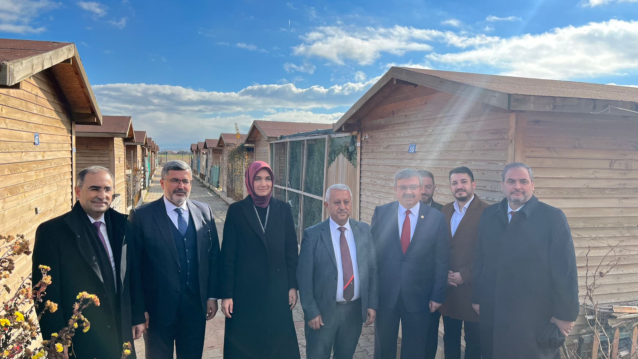 Afyonkarahisar Belediyesi tarafından yapımı tamamlanan devlet parkı ve hobi bahçelerinin
