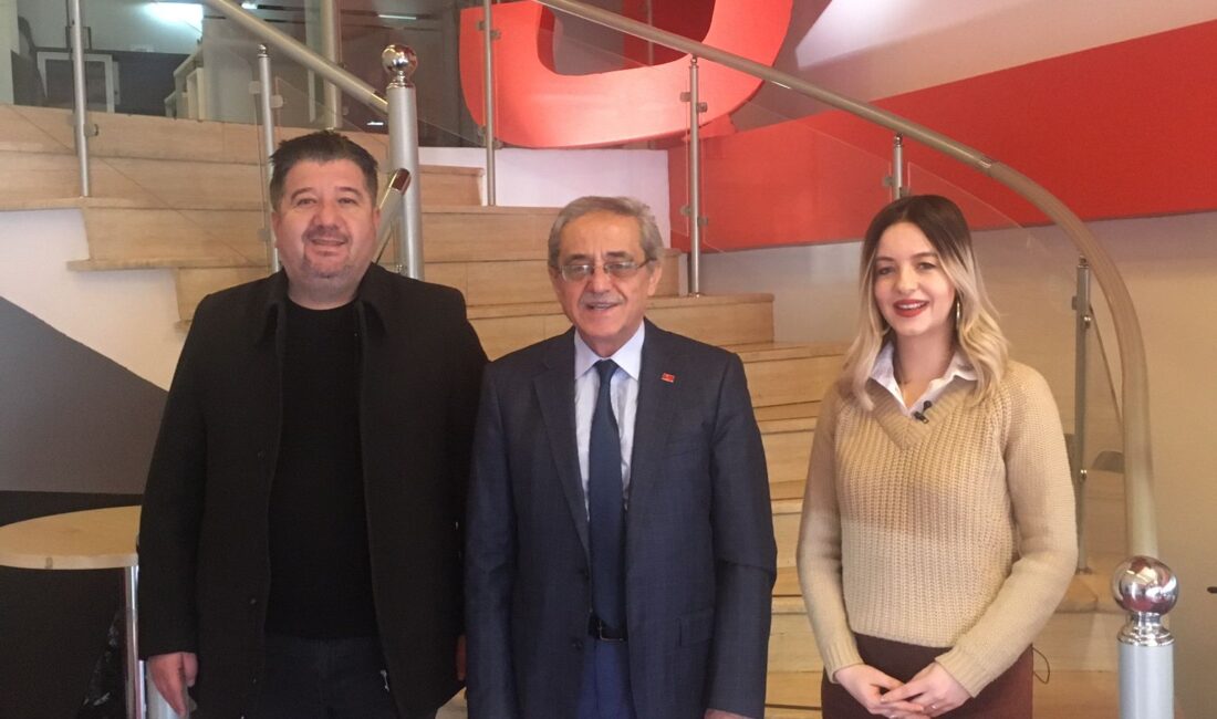 Öztürk Kanal3’e konuk oldu! Yarım Elma Sosyal Yardımlaşma ve Dayanışma Derneği Başkanı Erol Öztürk