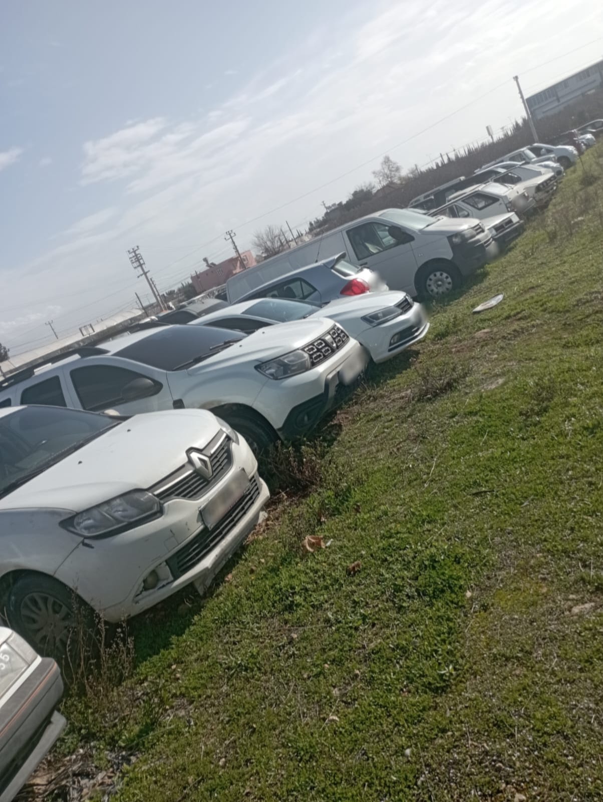Antalya Emniyet Müdürlüğü ekipleri, korsan taşımacılık yapan 103 kişiyi suçüstü
