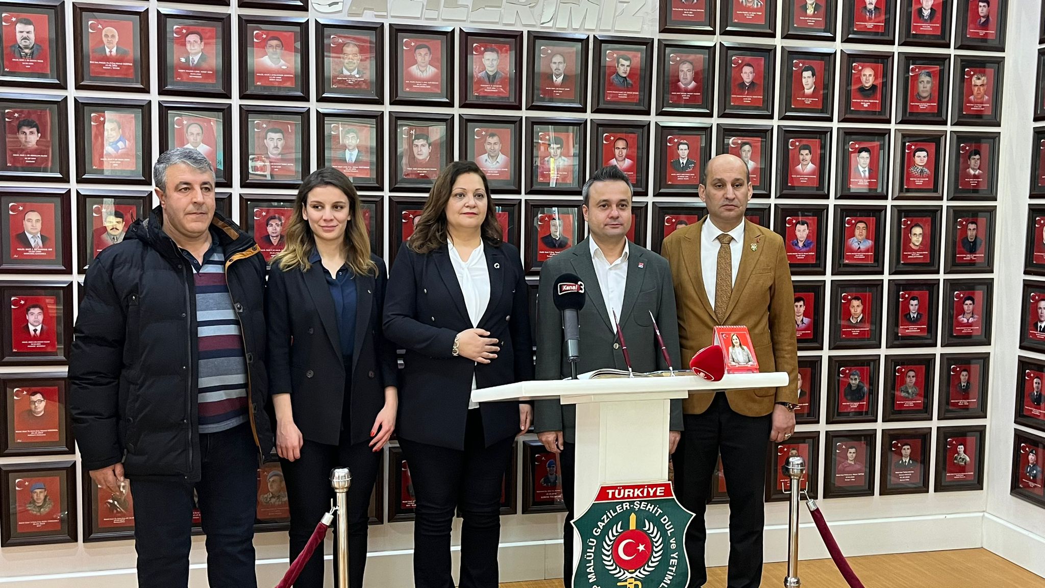 Afyonkarahisar belediye başkan adayı ve CHP Afyonkarahisar milletvekili Burcu Köksal
