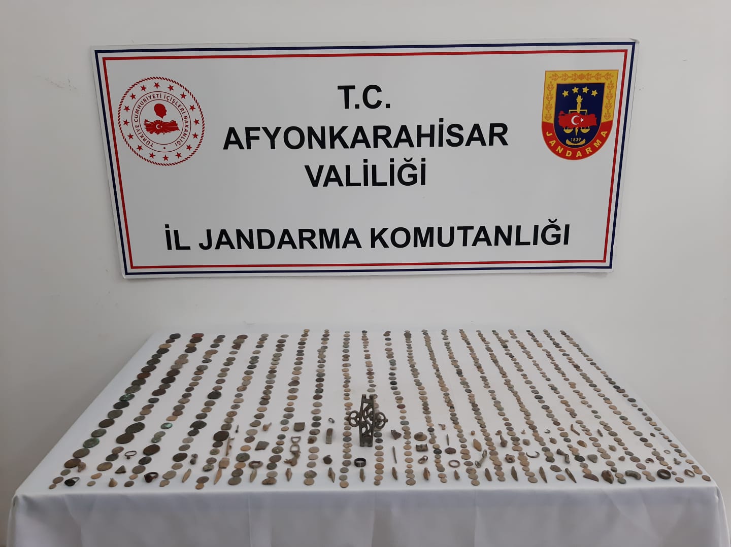 Afyonkarahisar İl Jandarma Komutanlığı İstihbarat Şube Müdürlüğü ve Çay İlçe