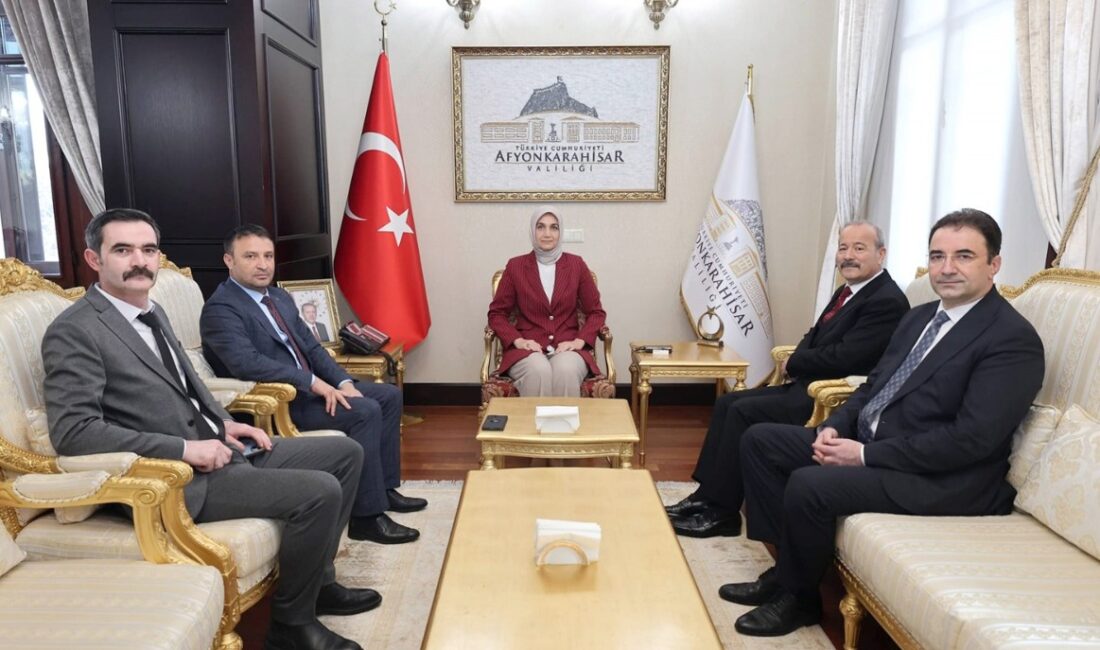 Vali Doç. Dr. Kübra Güran Yiğitbaşı, MHP Afyonkarahisar Milletvekili Mehmet