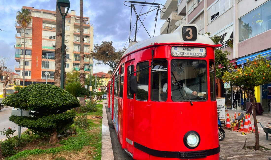 Antalya Büyükşehri Belediyesi Nostalji Tramvayı bakım onarım çalışmaları nedeniyle 21