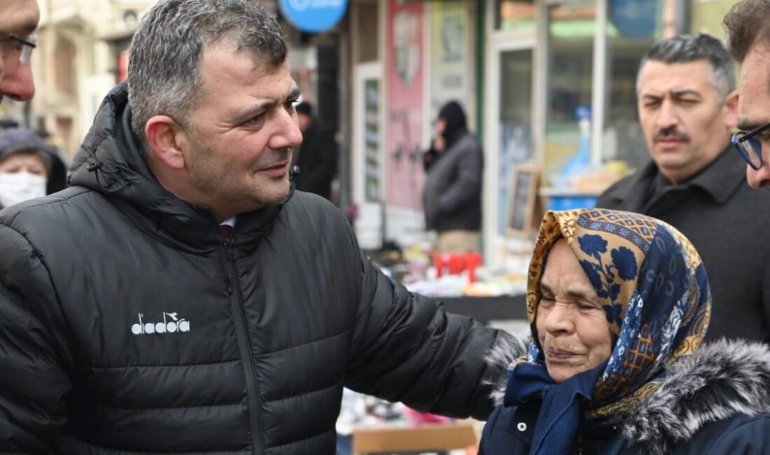 Emirdağlı esnaflarla iç içe olmaya büyük özen gösteren Emirdağ Belediye