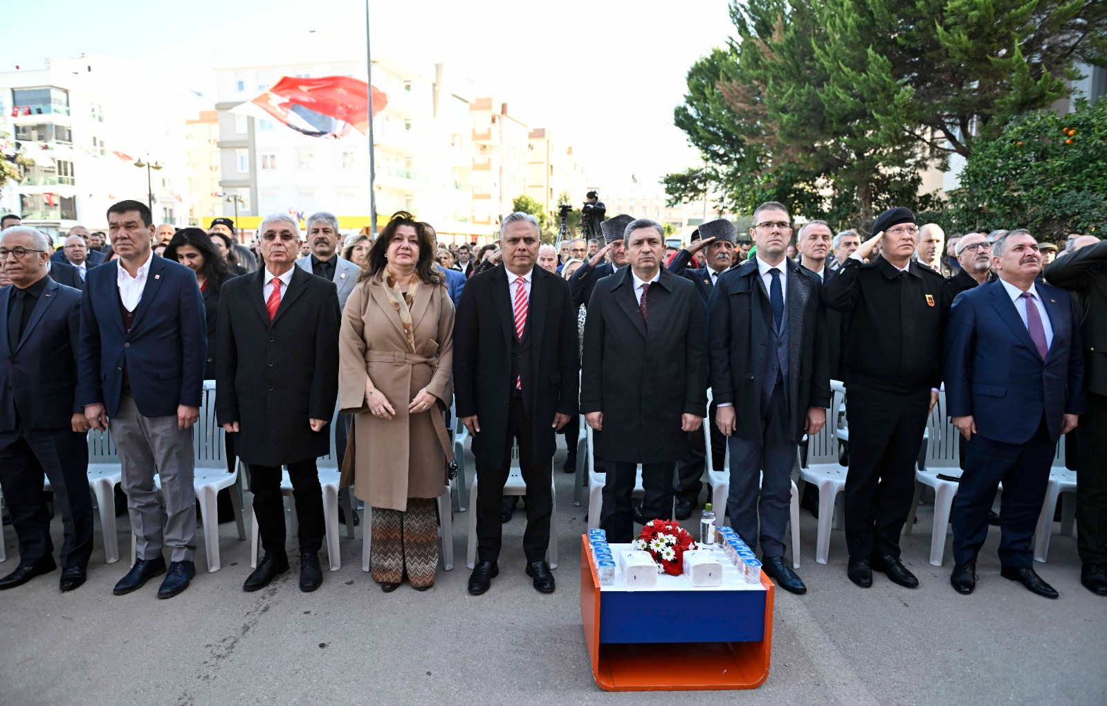 Antalya Muratpaşa Belediye Başkanı Ümit Uysal, uğradığı suikast sonucu hayatını